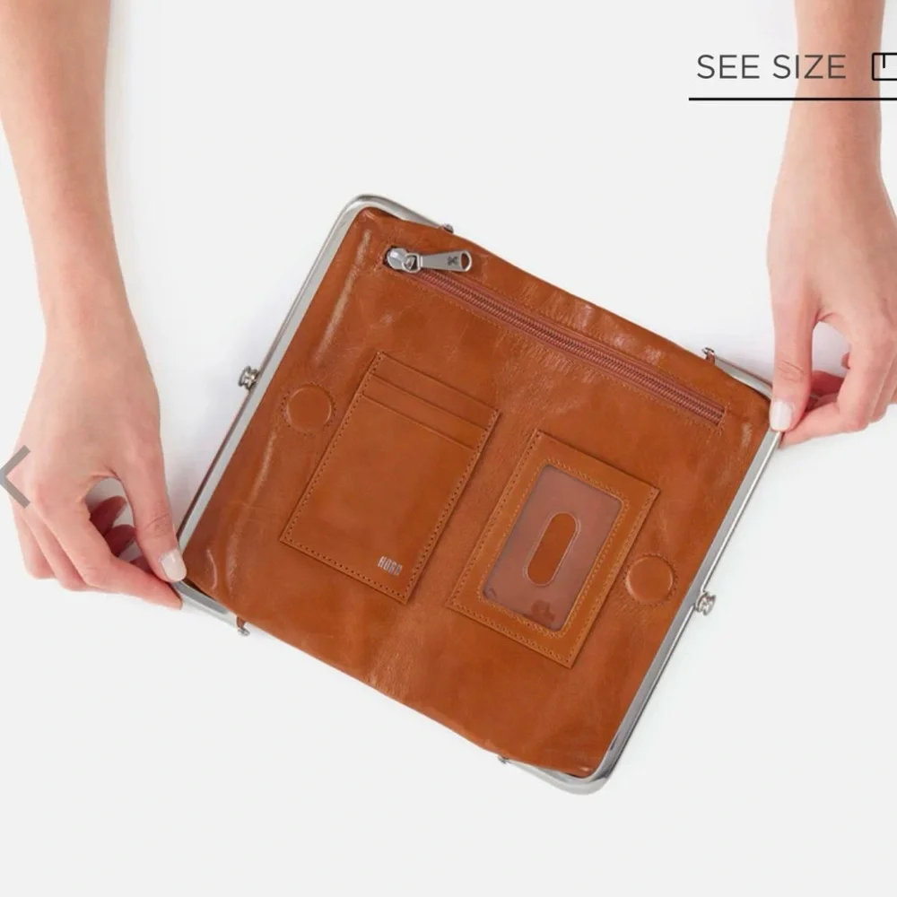 Beautiful Hobo clutch wallet! - Picture 3 of 9